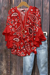 Μοντέρνο και μοντέρνο κοντομάνικο τοπ με βολάν και V λαιμόκοψη σε κανονική γραμμή