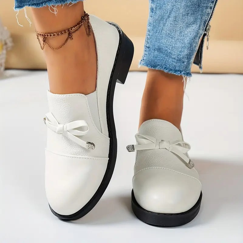 🔥Προσφορά Τελευταίας Ημέρας 50% ΕΚΠΤΩΣΗ -Γυναικεία Μοκασίνια με Χοντρό Τακούνι και Φιόγκο