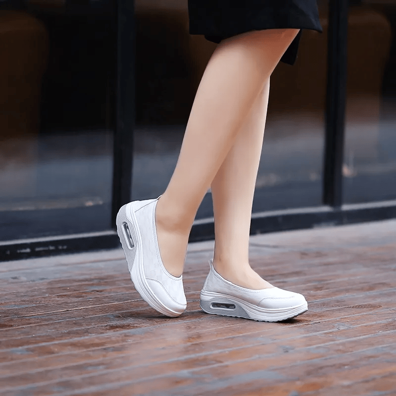 🌸🎉 Μοντέρνα και απαραίτητα γυναικεία άνετα slip-on αθλητικά παπούτσια